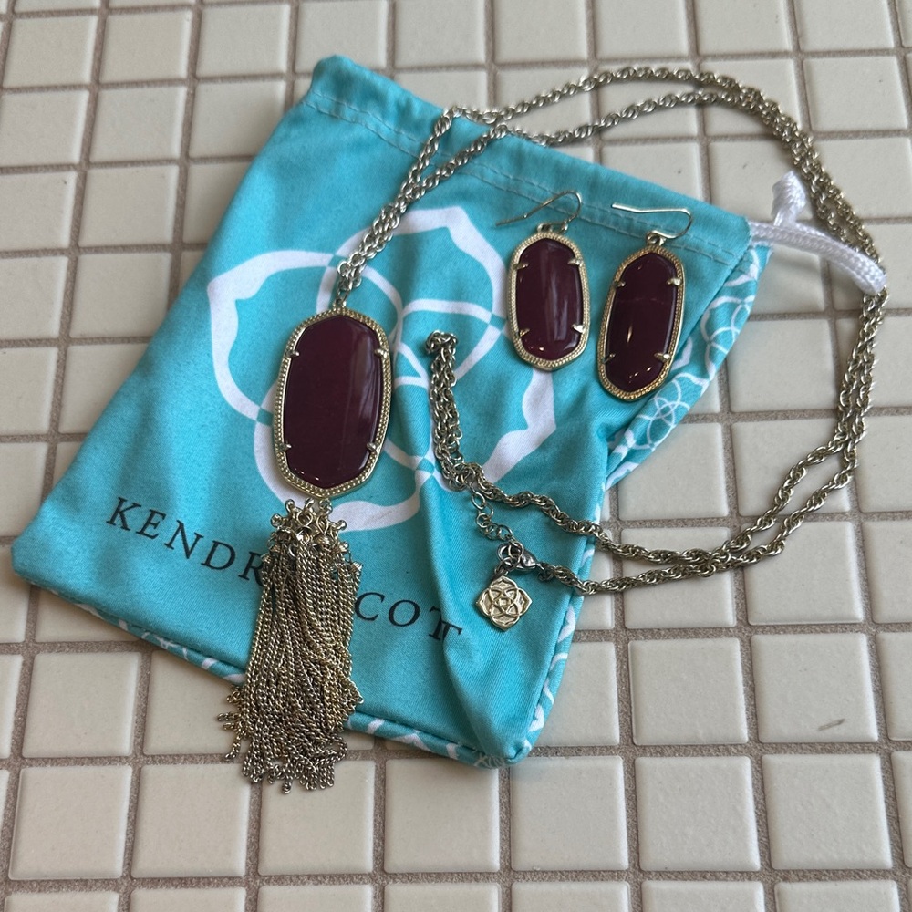 Kendra Scott Deep red Necklace and Earring Set